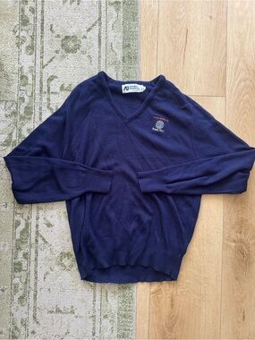 Vintage V Neck Sweater - Super bowl Stitching